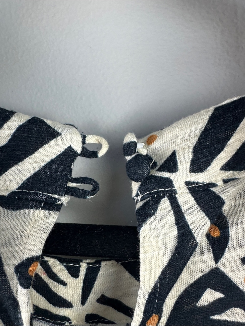 Nicole Miller New York Linen Halter Tank Top Abstract Shell Print NEW! - Picture 5 of 7